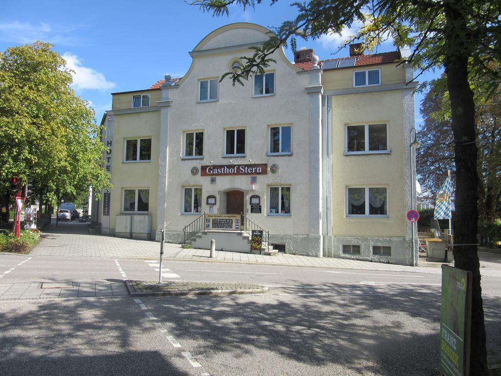 Hotel Stern Gersthofen Exterior foto